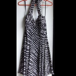 White House Black Market Dresses - 100% Silk dress White House Black Market Dresses - 100% Silk dress